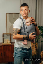 Laden Sie das Bild in den Galerie-Viewer, Lenny Lamb Gewebtes tragetuch – LITTLE HERRINGBONE OMBRE GREY – 100% Baumwolle