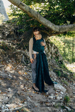 Laden Sie das Bild in den Galerie-Viewer, Lenny Lamb Woven Baby Wrap/Vävd sjal - ZEBRA - SAVANNA - 63% bomull, 37% merinoull