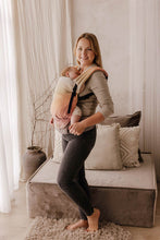 Laden Sie das Bild in den Galerie-Viewer, LennyLight Babytrage – BIG HERRINGBONE - FANDANGO – 100 % Baumwolle