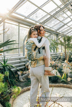Laden Sie das Bild in den Galerie-Viewer, LennyPreschool Carrier - RAINFOREST - SELVA - 100% bomull