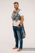 Laden Sie das Bild in den Galerie-Viewer, Lenny Lamb Woven Baby Wrap/Vävd sjal - CLOCKWORK - FIX IT - 100% bomull