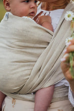 Laden Sie das Bild in den Galerie-Viewer, Lenny Lamb Woven Babytragetuch – ARROW - WHISPER – 100% Leinen