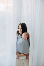 Laden Sie das Bild in den Galerie-Viewer, Trikåsjal Baby Sling - CHALCEDONY