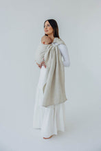 Laden Sie das Bild in den Galerie-Viewer, Lenny Lamb Ringsling - AIRY - 50% Baumwolle, 25% Hanf, 25% lyocell