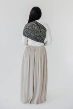 Ladda upp bild till gallerivisning, Lenny Lamb Ringsjal - WILD SOUL - COCOON - 100% bomull