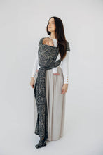 Ladda upp bild till gallerivisning, Lenny Lamb Woven Baby Wrap/Vävd sjal - WILD SOUL - COCOON - 100% bomull