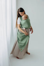 Laden Sie das Bild in den Galerie-Viewer, Trikåsjal Baby Sling - SAGE