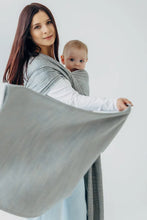 Laden Sie das Bild in den Galerie-Viewer, Lenny Lamb Woven Babytragetuch – LITTLE LOVE - MUNA – 54% silk, 46% Baumwolle