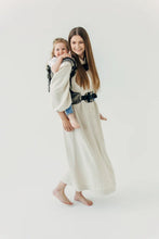 Laden Sie das Bild in den Galerie-Viewer, LennyPreschool Carrier - QUEEN OF THE NIGHT - PAMINA - 65% Baumwolle, 35% Silkeen
