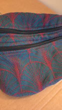 Ladda upp bild till gallerivisning, Waist Bag Large - DECO - MAROON MOSS - Begagnad