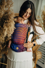 Laden Sie das Bild in den Galerie-Viewer, LennyLight Babytrage – PEACOCK'S TAIL - BOLERO – 100 % Baumwolle