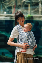 Laden Sie das Bild in den Galerie-Viewer, Lenny Lamb Woven Baby Wrap/Vävd sjal - CATKIN - WILLOW - 100% bambu viskos