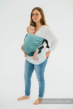 Laden Sie das Bild in den Galerie-Viewer, LennyHip Carrier - LITTLE HERRINGBONE OMBRE GREEN - 100% bomull