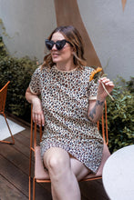 Laden Sie das Bild in den Galerie-Viewer, Amningst-shirtsklänning Graou