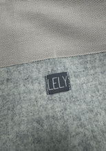 Laden Sie das Bild in den Galerie-Viewer, LELIBA Ullskydd/Cover - LELY