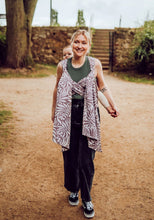 Laden Sie das Bild in den Galerie-Viewer, LELIBA Wrap Up Babytrage – Bungi Rubus – 100 % Bio-Baumwolle