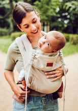 Ladda upp bild till gallerivisning, LELIBA Zack bärsele - Gobi - 100% ekologisk bomull