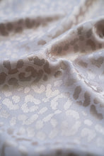 Load image into Gallery viewer, Flip X Baby Carrier - Safari Eleni - 55% mikromodal, 45% bamboo viscose