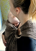 Laden Sie das Bild in den Galerie-Viewer, Vanamo Ringschal – Kide Kaneli – 90 % Bio-Baumwolle, 10 % Kapok