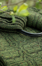 Load image into Gallery viewer, Vanamo Ring Sling - Kide Lehto - 30% organic cotton, 30% bourette silk, 25% hemp, 15% merino wool