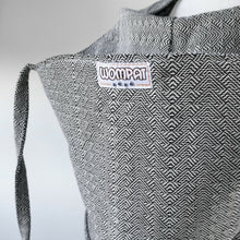 Load image into Gallery viewer, Wompat Wrap Tai Graniitti - 100% organic cotton