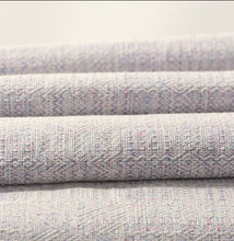 Load image into Gallery viewer, Vanamo Woven Wrap/Vävd sjal - Kide Laventeli - 35% ekologisk bomull, 35% bourettesilke, 20% linne, 10% lyocel