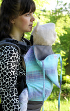 Load image into Gallery viewer, Wompat Baby Carrier Malva - 100% organic cotton