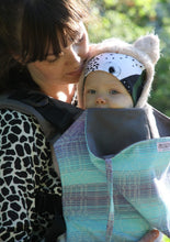 Load image into Gallery viewer, Wompat Baby Carrier Malva - 100% organic cotton