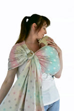 Laden Sie das Bild in den Galerie-Viewer, Yaro ringsjal - Dots Pastel Rainbow Ring Sling - 100% bomull