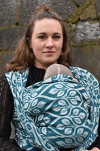 Laden Sie das Bild in den Galerie-Viewer, Yaro ringsjal - La Vita Duo Black Petrol Natural Alpaca Wool Ring Sling - 50% bomull, 30% baby alpacka, 20% merinoull - Utförsäljning!