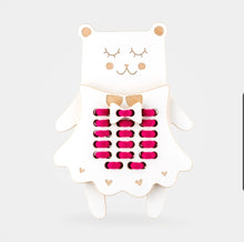 Laden Sie das Bild in den Galerie-Viewer, Mrs Teddy Bear - wooden Montessori lacing toy