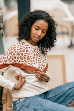 Ladda upp bild till gallerivisning, Geometrisk Mama amningströja