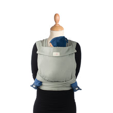 Laden Sie das Bild in den Galerie-Viewer, Babylonia BB-Tai bärsele - Soft Grey - 100% bomull