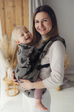 Laden Sie das Bild in den Galerie-Viewer, Little Frog Ergonomic Baby Carrier Prime Cosy Love – Brown Hearts - 100% Baumwolle