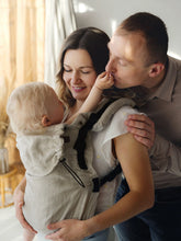 Laden Sie das Bild in den Galerie-Viewer, Little Frog Ergonomic Baby Carrier Prime V3 - Pure Linen Dune - 100% Linne