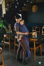 Laden Sie das Bild in den Galerie-Viewer, Little Frog Baby Wrap - Lovely Nightfall - 100% kammad bomull