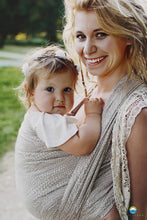 Laden Sie das Bild in den Galerie-Viewer, Little Frog Baby Wrap - Natural Wildness - 100% kammad bomull