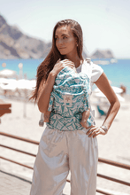 Load image into Gallery viewer, Flip Baby Carrier - Lilenia Jonathan - 50% bamboo viscose, 49% organic cotton, 1% polyester