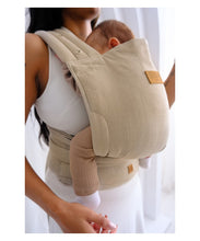 Ladda upp bild till gallerivisning, ISARA Quick Half Buckle Carrier - Sandstone Linen - 100% linne