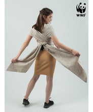 Ladda upp bild till gallerivisning, ISARA QuickTie Carrier - Majestic Ivory Forest - 100% ekologisk bomull