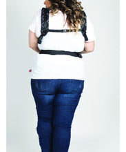 Laden Sie das Bild in den Galerie-Viewer, ISARA The ONE - Diamonda Black - 100% ekologisk bomull