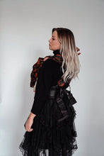 Load image into Gallery viewer, Flip X Baby Carrier - Skulls x Florian - 56% bamboo viscose, 41% organic cotton, 2% lurex, 1% polyester