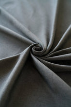 Ladda upp bild till gallerivisning, KOKADI Woven Baby Wrap/Vävd sjal - Just Mr. Grey - 100% ekologisk bomull