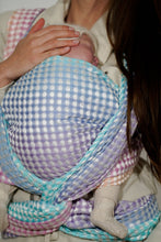 Laden Sie das Bild in den Galerie-Viewer, KOKADI Woven Baby Wrap/Vävd sjal - Loom&Waffle Marie - 55% Bambuviskos, 45% ekologisk bomull - Utförsäljning!