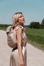 Load image into Gallery viewer, Onbu Baby Carrier - Safari Eleni - 55% micromodal, 45% bamboo viscose