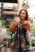 Load image into Gallery viewer, KOKADI Ring Sling - Springs Florian Revers - 53% viscose, 40% organic cotton, 6% silk, 1% polyester