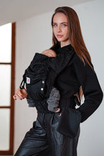 Laden Sie das Bild in den Galerie-Viewer, Drool Pads - Safari Black Beauty