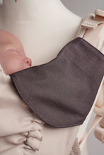 Laden Sie das Bild in den Galerie-Viewer, Drool Pads - Just Mr. Grey