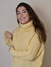 Ladda upp bild till gallerivisning, Sweet Mama amningspolotröja gul