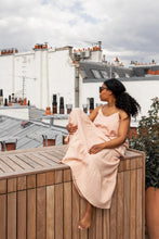 Laden Sie das Bild in den Galerie-Viewer, Summ'her Mama Nude-Peach gravid-, och amningsmaxiklänning